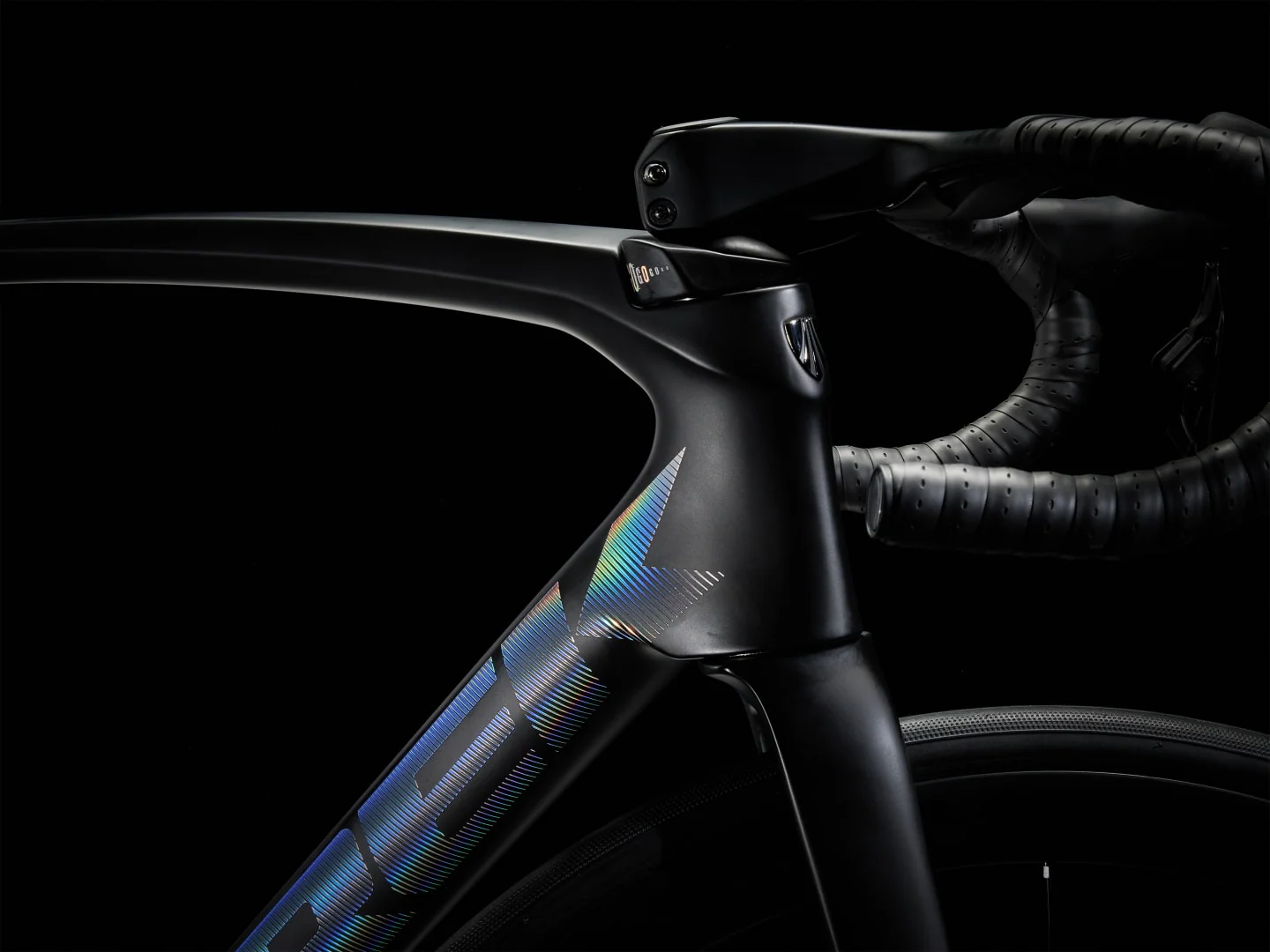2024 Trek Émonda SLR 7 - Deep Smoke - Image 3