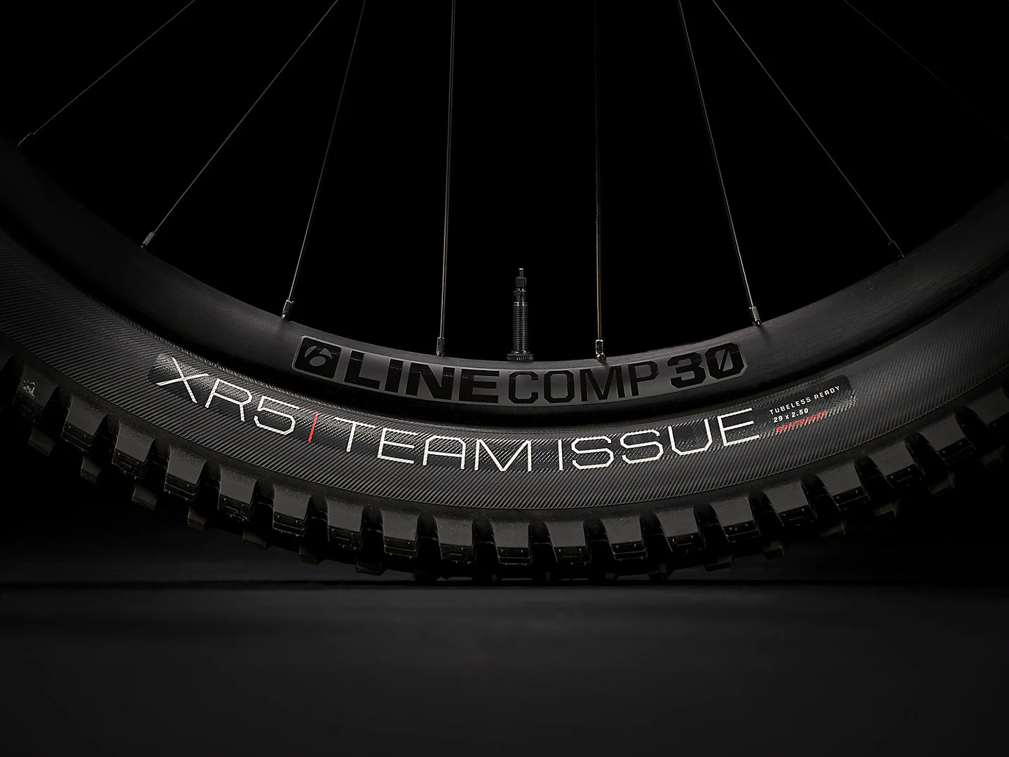 2024 Trek Rail 7 Gen 3 - Dark Prismatic - Image 12
