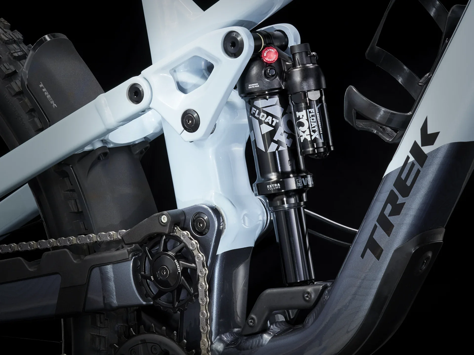 2025 Trek Slash 8 Gen 6 - Plasma Grey Pearl - Image 6