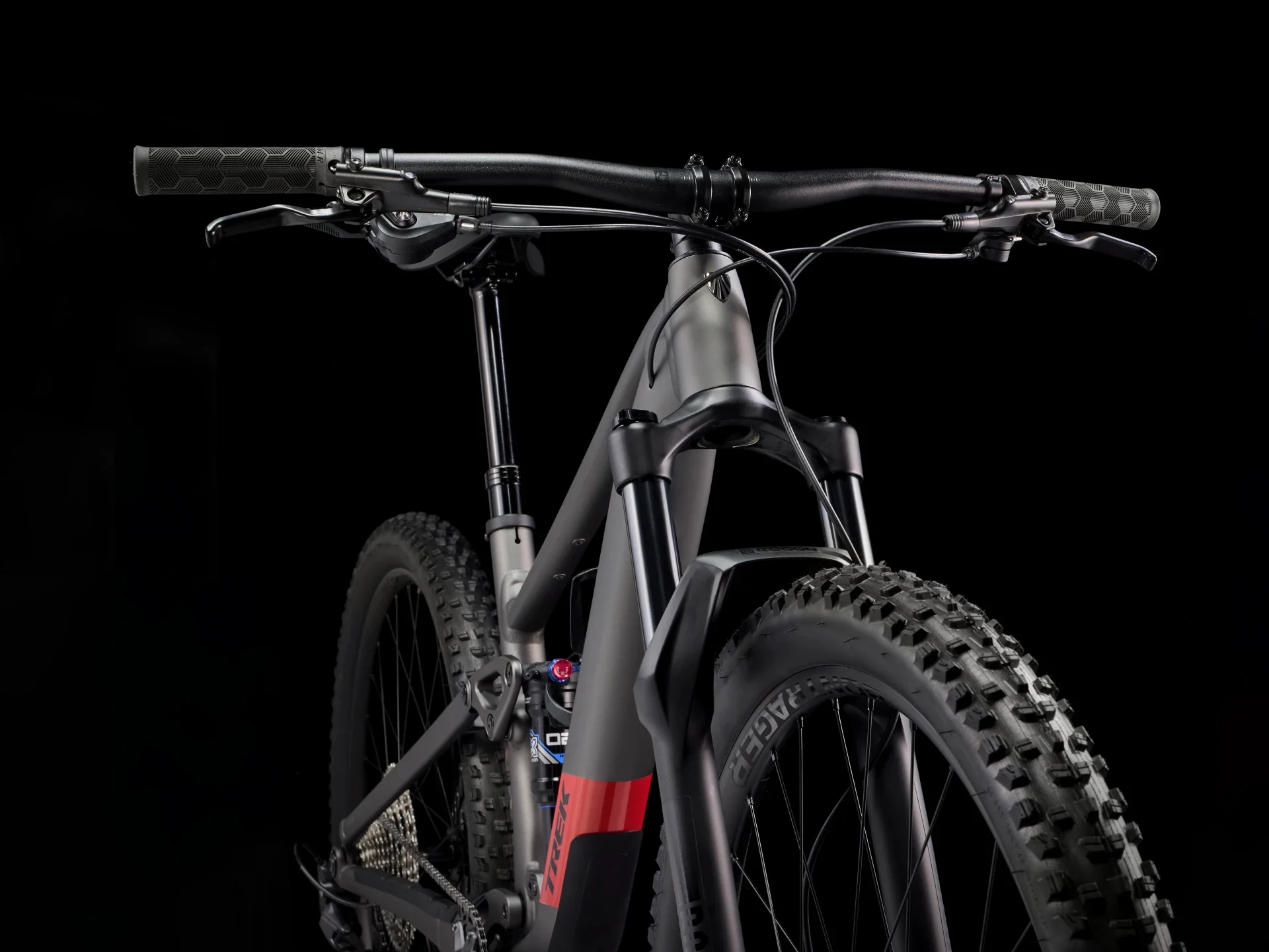 2025 Trek Top Fuel 5 Gen 4 - Matte Mercury - Image 4