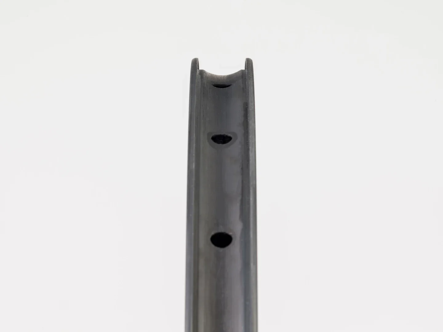 Bontrager Aeolus Pro 3V TLR Disc Road Wheel - Image 4