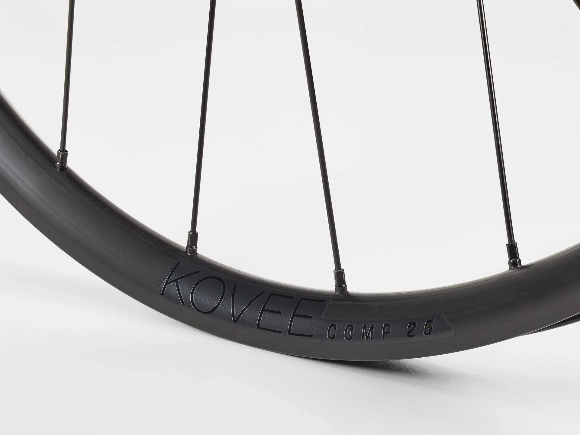 Bontrager Kovee Comp 25 TLR Boost 29 MTB Front Wheel - Image 4