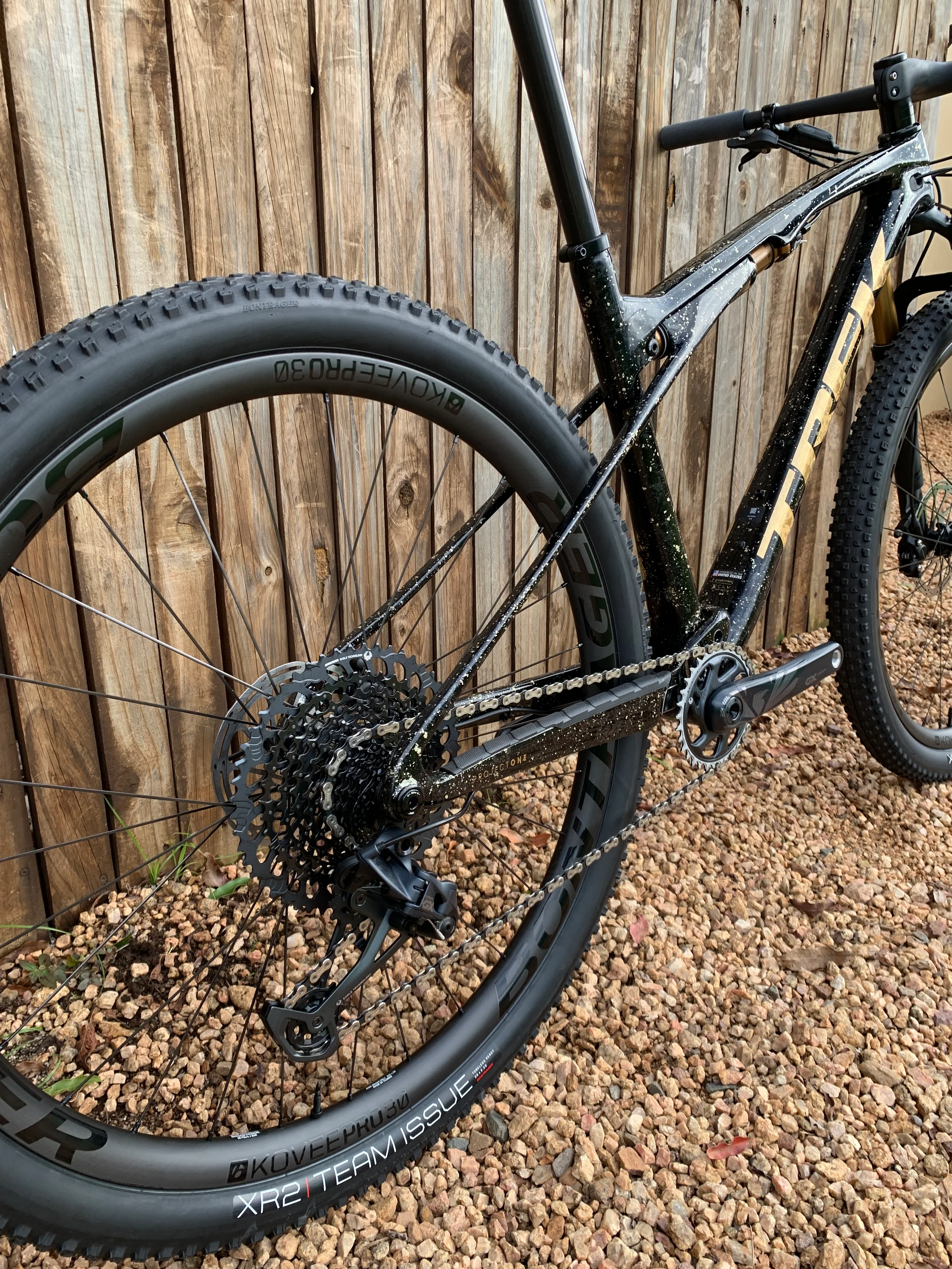 Gen 1 Trek Supercaliber 9.8 GX - Project One Sweet Gold Leaf (Large) - Image 6