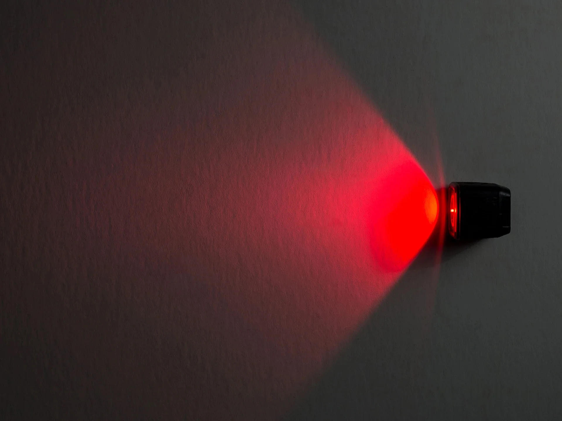 Trek Flare R City Rear Bike Light - Image 4